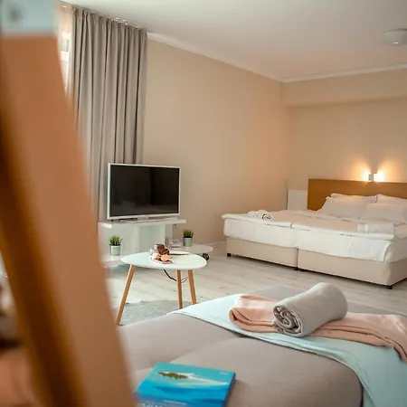 свети пантелеймон бийч