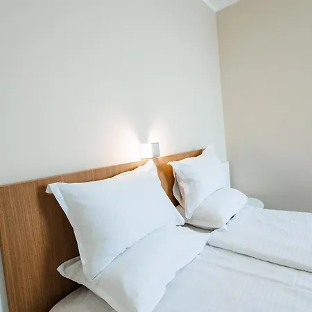 St. Panteleimon Otel 3*