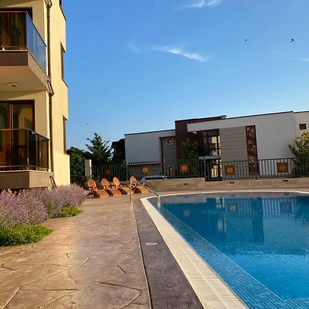 St. Panteleimon 酒店 3*