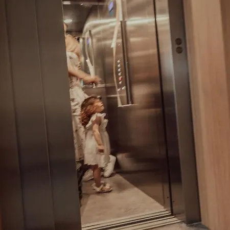 St. Panteleimon 酒店 内塞伯尔